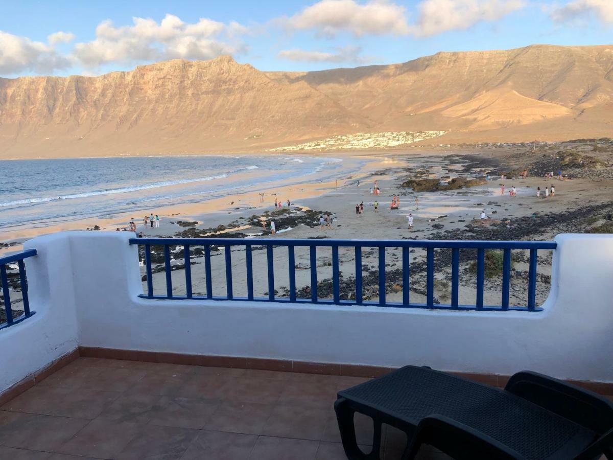 Villa Playa De Caleta De Famara Exterior foto