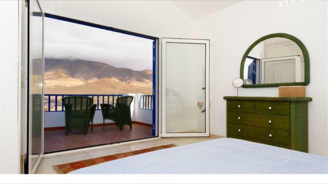 Villa Playa De Caleta De Famara Exterior foto